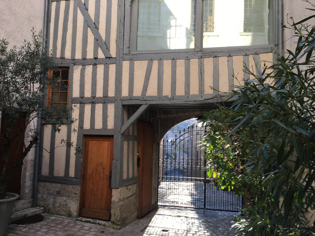 Maison D'Ines Centre Historique Garage Prive Blois Exteriér fotografie